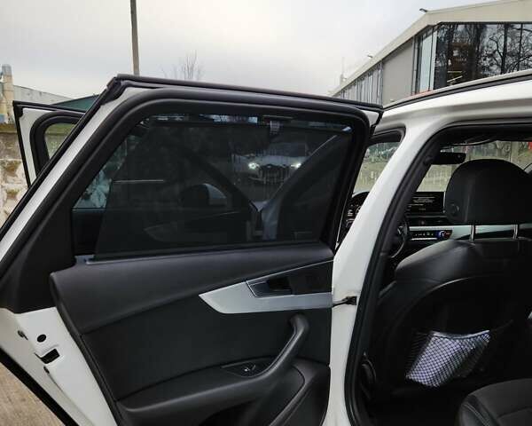 Белый Ауди А4, объемом двигателя 2.97 л и пробегом 310 тыс. км за 18900 $, фото 13 на Automoto.ua