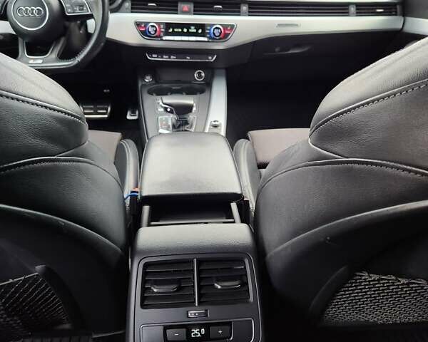 Белый Ауди А4, объемом двигателя 2.97 л и пробегом 310 тыс. км за 18900 $, фото 8 на Automoto.ua