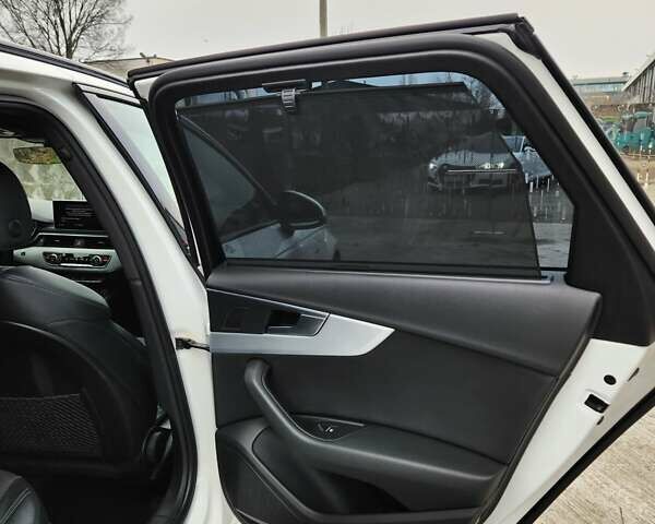 Белый Ауди А4, объемом двигателя 2.97 л и пробегом 310 тыс. км за 18900 $, фото 15 на Automoto.ua