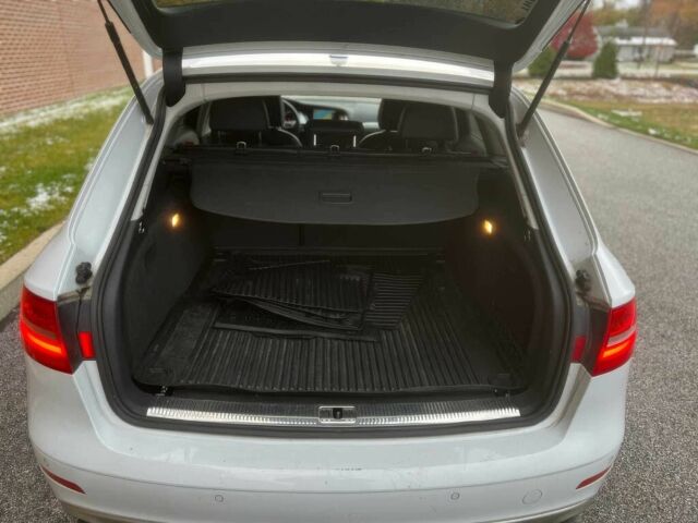 Белый Ауди А4, объемом двигателя 2 л и пробегом 77 тыс. км за 13800 $, фото 15 на Automoto.ua