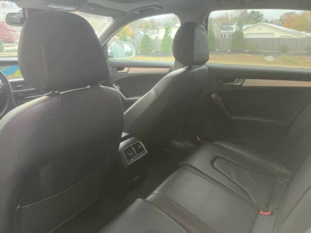 Белый Ауди А4, объемом двигателя 2 л и пробегом 77 тыс. км за 13800 $, фото 13 на Automoto.ua