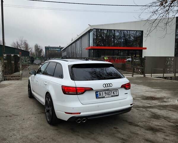 Белый Ауди А4, объемом двигателя 2.97 л и пробегом 310 тыс. км за 18900 $, фото 3 на Automoto.ua