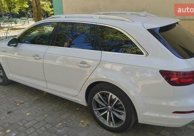 Белый Ауди А4, объемом двигателя 1.98 л и пробегом 80 тыс. км за 26000 $, фото 2 на Automoto.ua