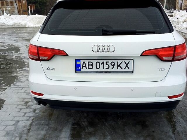 Білий Ауді А4, об'ємом двигуна 2 л та пробігом 36800 тис. км за 15600 $, фото 2 на Automoto.ua