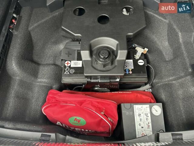 Ауді А4 2017 у Києві на Automoto.ua Білий Ауді А4, об'ємом двигуна 2 л та пробігом 227 тис. км за 16333 $, фото 28 на Automoto.ua