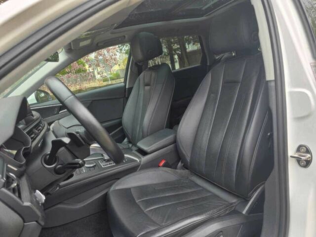 Белый Ауди А4, объемом двигателя 2 л и пробегом 68 тыс. км за 11000 $, фото 9 на Automoto.ua