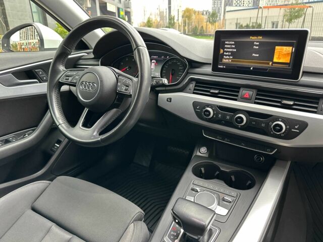 Ауді А4 2017 у Києві на Automoto.ua Білий Ауді А4, об'ємом двигуна 2 л та пробігом 227 тис. км за 16333 $, фото 2 на Automoto.ua