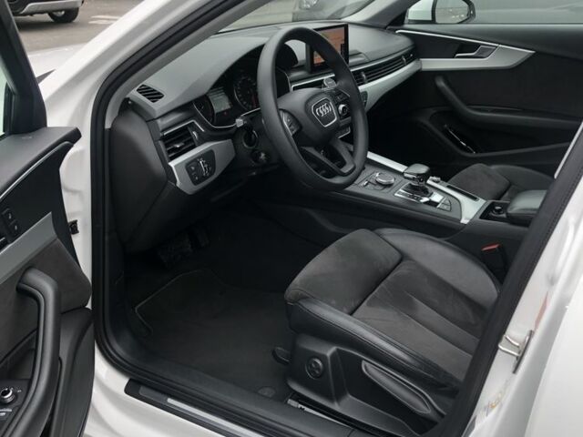 Білий Ауді А4, об'ємом двигуна 2 л та пробігом 220 тис. км за 19800 $, фото 4 на Automoto.ua