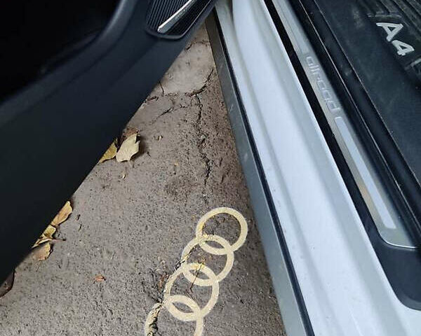 Белый Ауди А4, объемом двигателя 1.98 л и пробегом 78 тыс. км за 20500 $, фото 9 на Automoto.ua