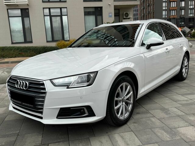 Ауді А4 2017 у Києві на Automoto.ua Білий Ауді А4, об'ємом двигуна 2 л та пробігом 227 тис. км за 16333 $, фото 11 на Automoto.ua