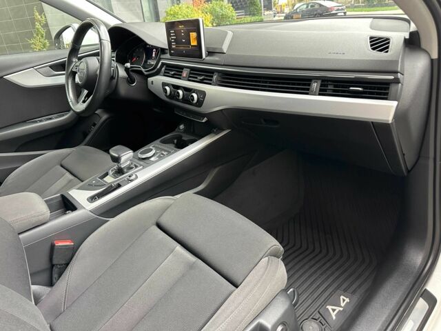 Ауді А4 2017 у Києві на Automoto.ua Білий Ауді А4, об'ємом двигуна 2 л та пробігом 227 тис. км за 16333 $, фото 3 на Automoto.ua