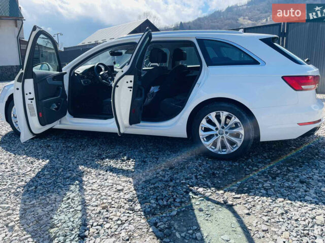 Белый Ауди А4, объемом двигателя 2 л и пробегом 260 тыс. км за 18500 $, фото 4 на Automoto.ua