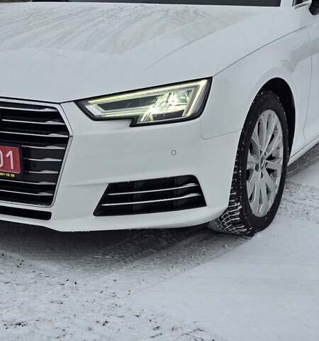 Белый Ауди А4, объемом двигателя 2 л и пробегом 214 тыс. км за 18500 $, фото 4 на Automoto.ua