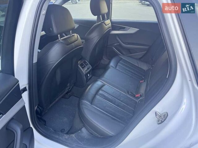Белый Ауди А4, объемом двигателя 2 л и пробегом 295 тыс. км за 17999 $, фото 9 на Automoto.ua