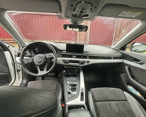 Білий Ауді А4, об'ємом двигуна 1.97 л та пробігом 340 тис. км за 19900 $, фото 11 на Automoto.ua