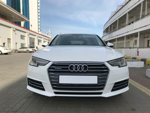 Білий Ауді А4, об'ємом двигуна 2 л та пробігом 63 тис. км за 35700 $, фото 2 на Automoto.ua