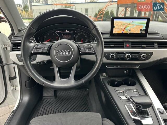 Ауді А4 2017 у Києві на Automoto.ua Білий Ауді А4, об'ємом двигуна 2 л та пробігом 227 тис. км за 16333 $, фото 20 на Automoto.ua