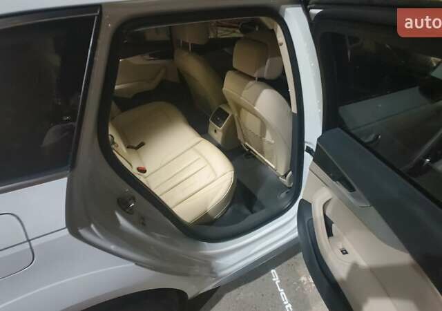 Белый Ауди А4, объемом двигателя 1.98 л и пробегом 80 тыс. км за 26000 $, фото 52 на Automoto.ua