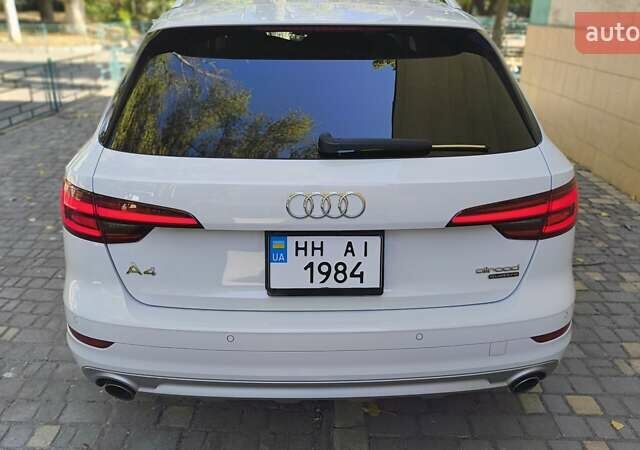 Белый Ауди А4, объемом двигателя 1.98 л и пробегом 80 тыс. км за 26000 $, фото 5 на Automoto.ua