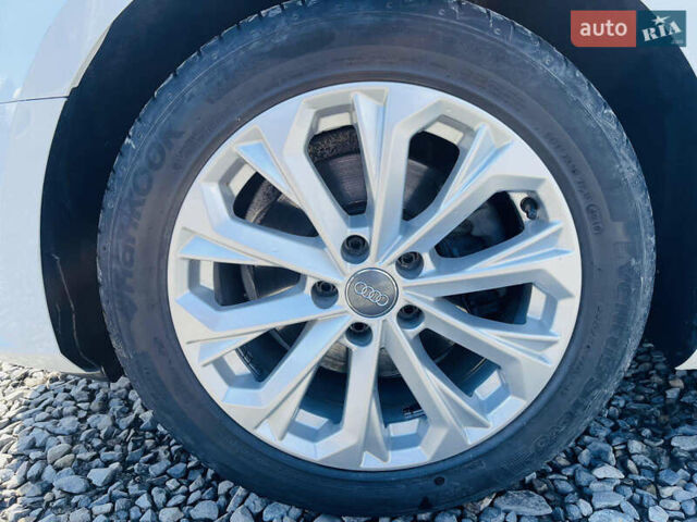 Белый Ауди А4, объемом двигателя 2 л и пробегом 260 тыс. км за 18500 $, фото 2 на Automoto.ua