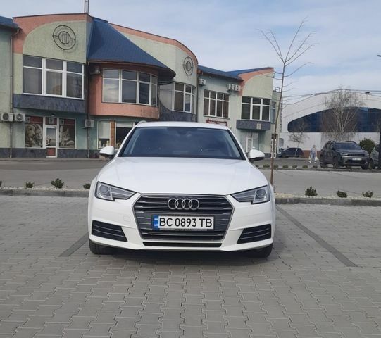 Білий Ауді А4, об'ємом двигуна 1.97 л та пробігом 350 тис. км за 13600 $, фото 7 на Automoto.ua