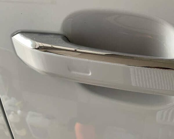 Білий Ауді А4, об'ємом двигуна 1.98 л та пробігом 87 тис. км за 26000 $, фото 4 на Automoto.ua