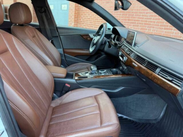 Белый Ауди А4, объемом двигателя 2 л и пробегом 33 тыс. км за 16800 $, фото 10 на Automoto.ua