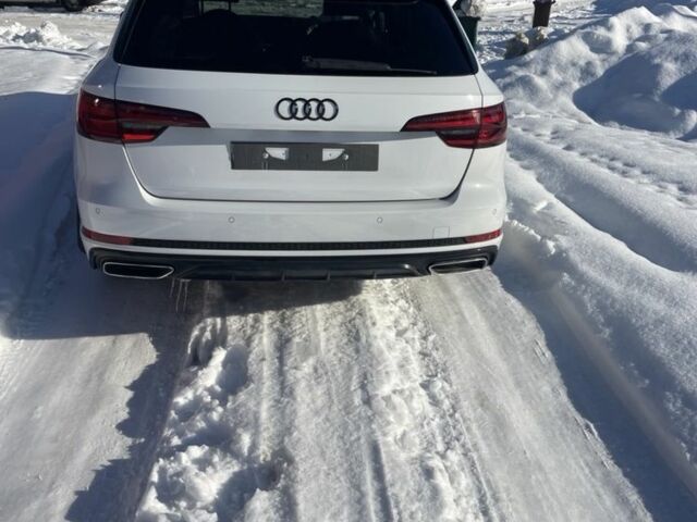 Білий Ауді А4, об'ємом двигуна 2 л та пробігом 247 тис. км за 12700 $, фото 1 на Automoto.ua