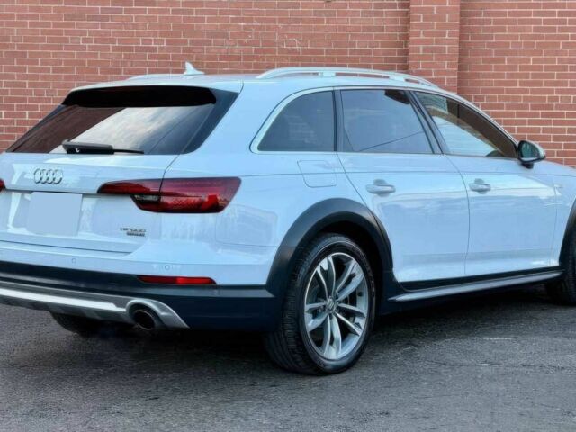 Белый Ауди А4, объемом двигателя 2 л и пробегом 33 тыс. км за 16800 $, фото 7 на Automoto.ua