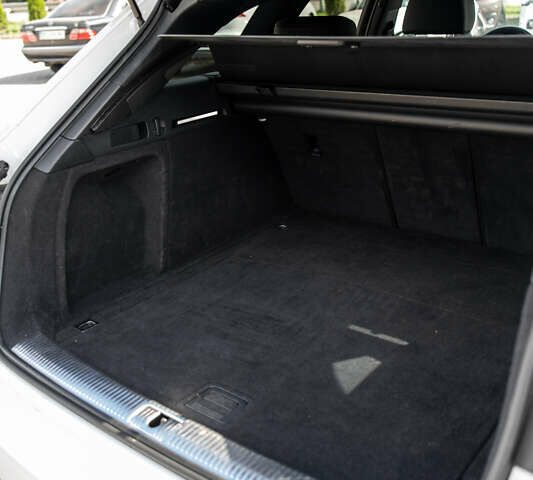 Белый Ауди А4, объемом двигателя 2 л и пробегом 175 тыс. км за 27990 $, фото 32 на Automoto.ua