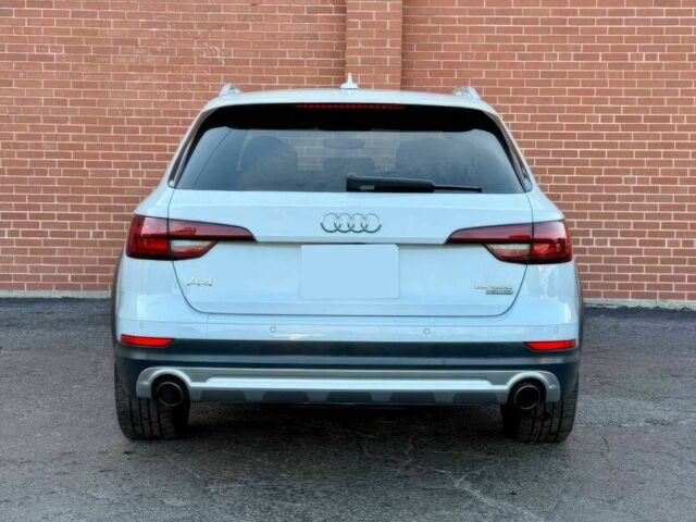 Белый Ауди А4, объемом двигателя 2 л и пробегом 33 тыс. км за 16800 $, фото 6 на Automoto.ua