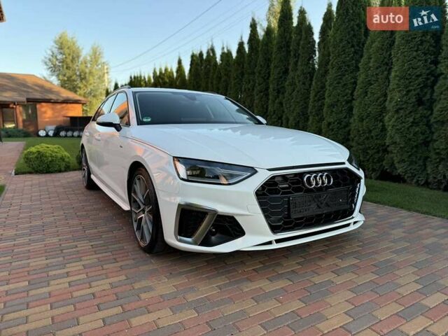 Белый Ауди А4, объемом двигателя 1.97 л и пробегом 157 тыс. км за 31999 $, фото 5 на Automoto.ua