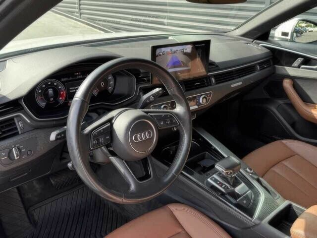 Белый Ауди А4, объемом двигателя 2 л и пробегом 32 тыс. км за 11000 $, фото 8 на Automoto.ua