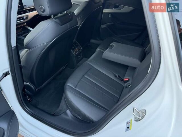 Белый Ауди А4, объемом двигателя 1.97 л и пробегом 157 тыс. км за 31999 $, фото 58 на Automoto.ua