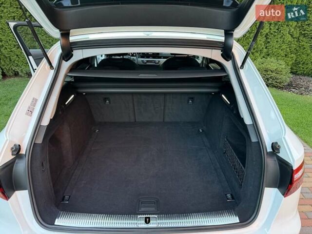 Белый Ауди А4, объемом двигателя 1.97 л и пробегом 157 тыс. км за 31999 $, фото 62 на Automoto.ua