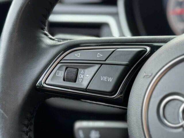 Белый Ауди А4, объемом двигателя 2 л и пробегом 32 тыс. км за 11000 $, фото 11 на Automoto.ua