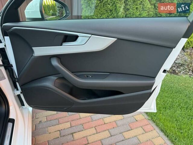 Белый Ауди А4, объемом двигателя 1.97 л и пробегом 157 тыс. км за 31999 $, фото 53 на Automoto.ua