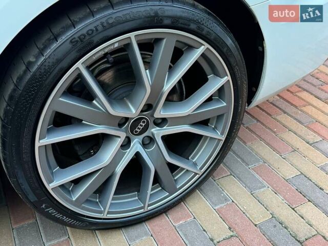 Белый Ауди А4, объемом двигателя 1.97 л и пробегом 157 тыс. км за 31999 $, фото 14 на Automoto.ua