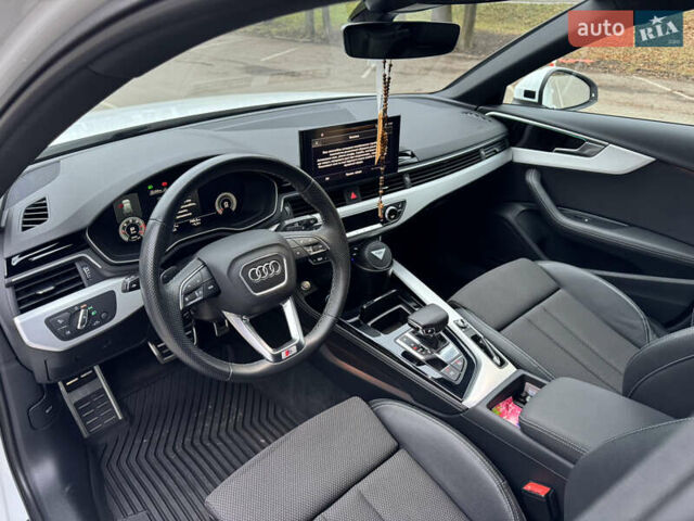 Белый Ауди А4, объемом двигателя 1.97 л и пробегом 99 тыс. км за 27250 $, фото 14 на Automoto.ua