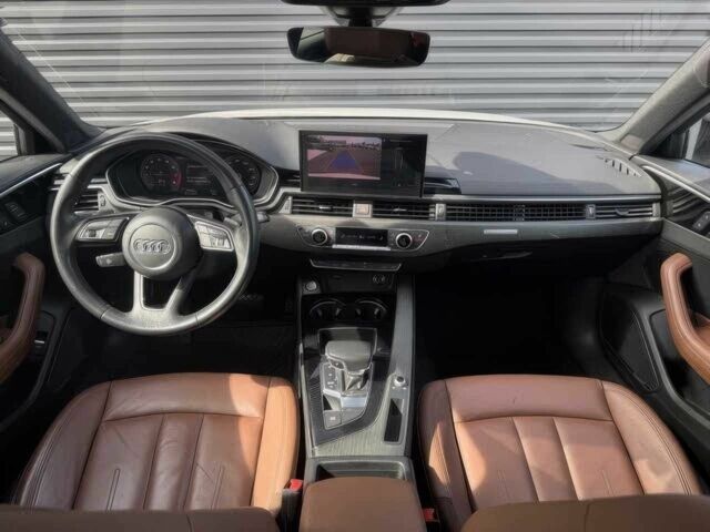 Белый Ауди А4, объемом двигателя 2 л и пробегом 32 тыс. км за 11000 $, фото 7 на Automoto.ua