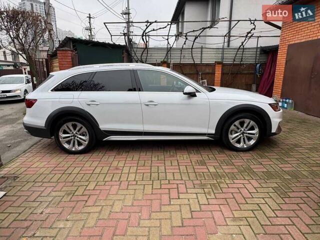 Белый Ауди А4, объемом двигателя 1.98 л и пробегом 12 тыс. км за 35000 $, фото 75 на Automoto.ua