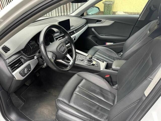 Белый Ауди А4, объемом двигателя 2 л и пробегом 99 тыс. км за 16500 $, фото 7 на Automoto.ua