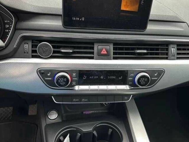 Белый Ауди А4, объемом двигателя 2 л и пробегом 99 тыс. км за 16500 $, фото 11 на Automoto.ua