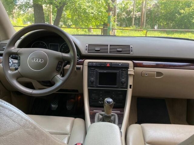 Бежевый Ауди А4, объемом двигателя 0 л и пробегом 315 тыс. км за 4200 $, фото 7 на Automoto.ua