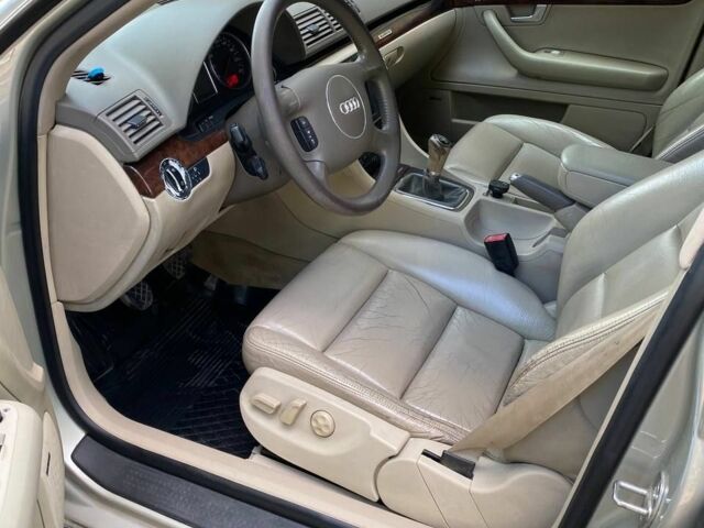 Бежевый Ауди А4, объемом двигателя 0 л и пробегом 315 тыс. км за 4200 $, фото 10 на Automoto.ua