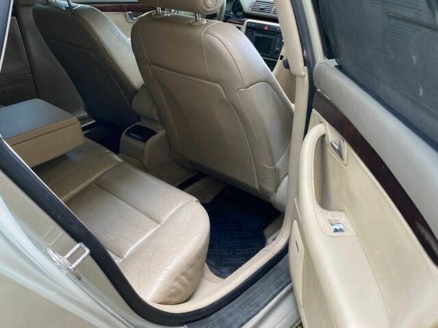 Бежевый Ауди А4, объемом двигателя 0 л и пробегом 315 тыс. км за 4200 $, фото 5 на Automoto.ua