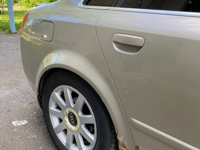 Бежевый Ауди А4, объемом двигателя 0 л и пробегом 315 тыс. км за 4200 $, фото 9 на Automoto.ua