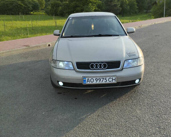 Бежевый Ауди А4, объемом двигателя 1.9 л и пробегом 403 тыс. км за 4300 $, фото 8 на Automoto.ua