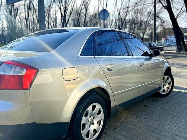 Бежевий Ауді А4, об'ємом двигуна 2 л та пробігом 308 тис. км за 4700 $, фото 4 на Automoto.ua