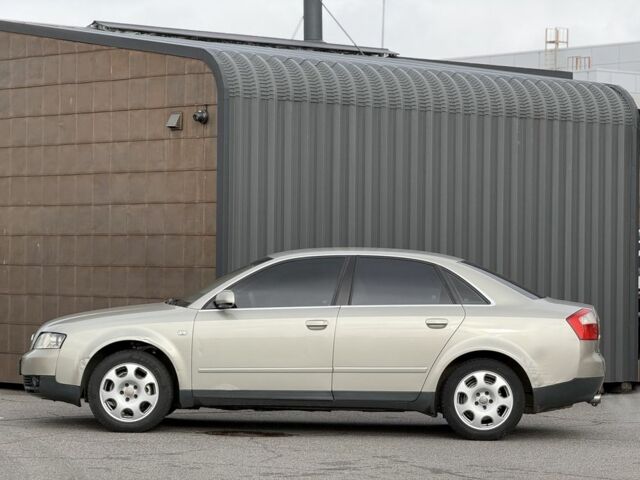 Бежевый Ауди А4, объемом двигателя 2 л и пробегом 377 тыс. км за 4750 $, фото 5 на Automoto.ua